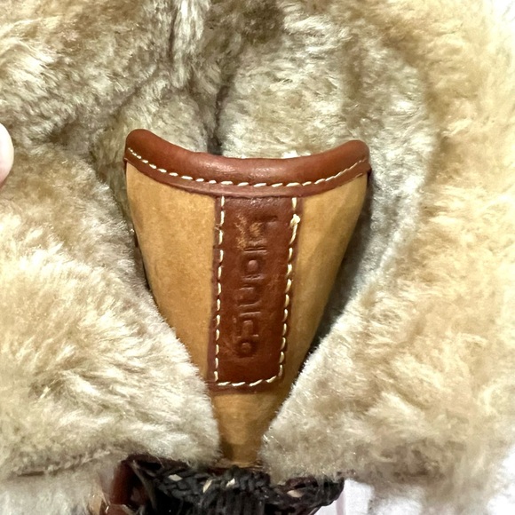 NWOB Bionica Leather Rosemount Waterproof Shearling Lined Winter Snow Boots - Picture 9 of 11